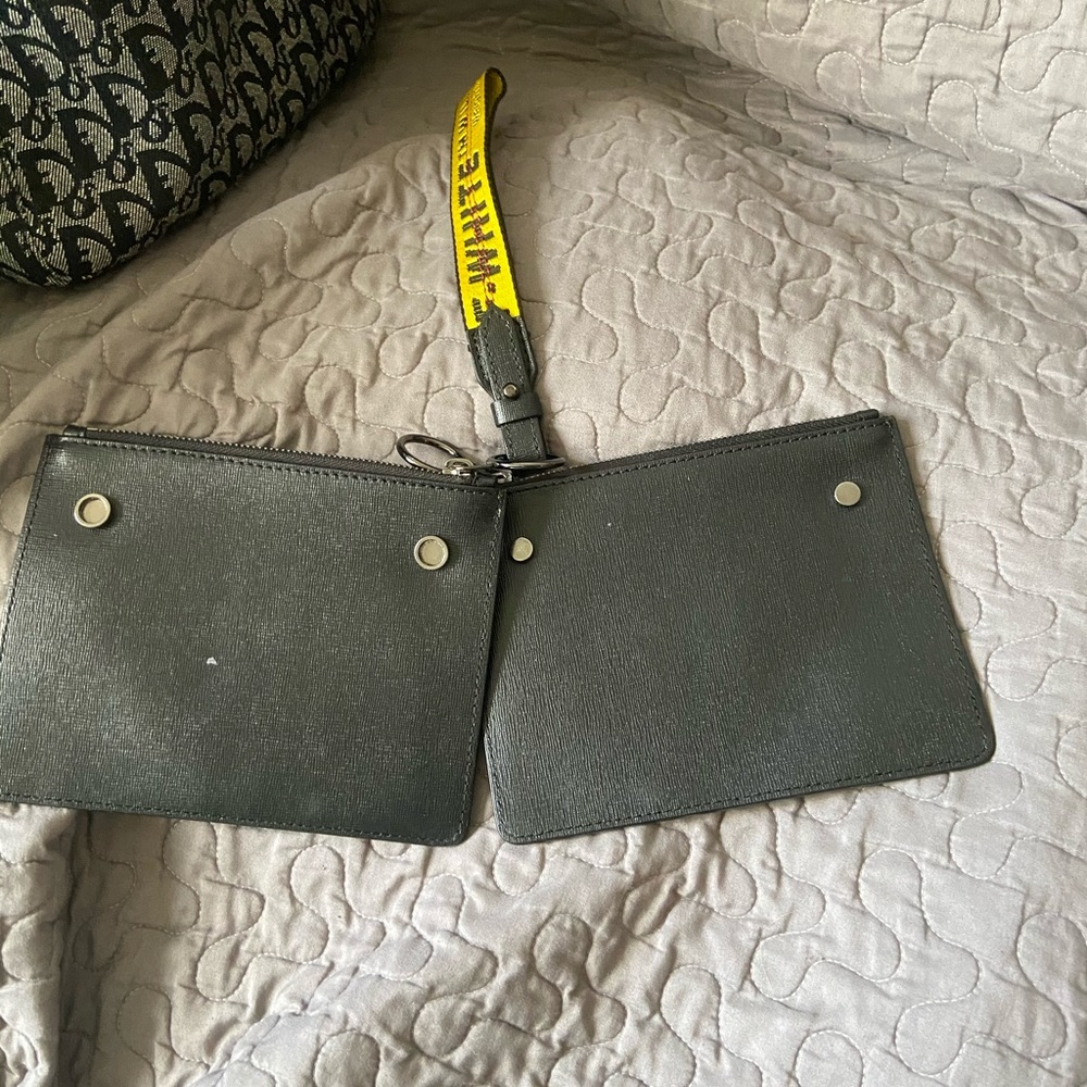 Off-White clutch - Picture 3 of 3